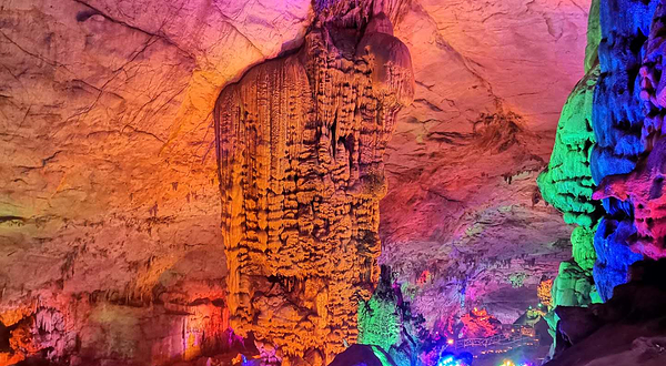 洪岩仙境·地下瓷世界