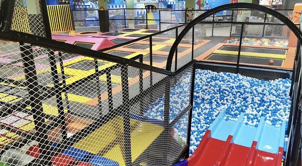 星河蹦床公园游乐城