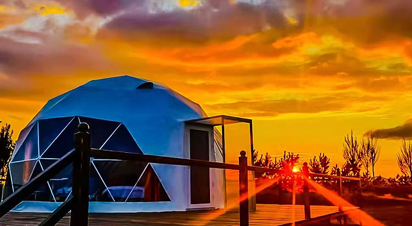 娜幕五星露营地