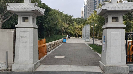 高铁寨街心公园第 1 张图片