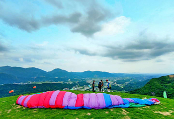 长沙九峰山滑翔伞飞行基地第 4 张图片