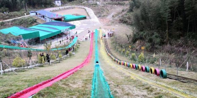 培斜滑道游乐场