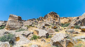 戈布斯坦岩石艺术文化景观