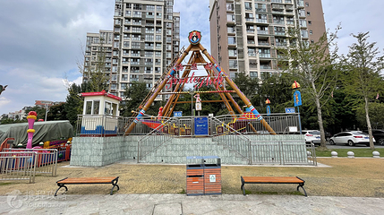 金堂县金沙乐园摩天轮广场第 5 张图片