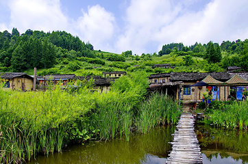 锦江木屋村第 1 张图片
