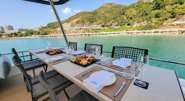 新慕悦游艇俱乐部