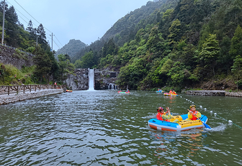 正江山峡谷漂流第 12 张图片