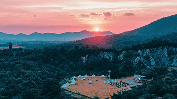 矿山乐野格调露营地