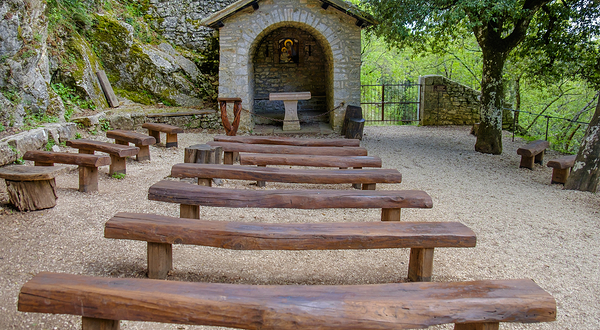 卡尔切利隐居地