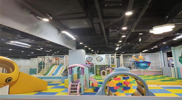 石头剪刀布亲子陪伴馆