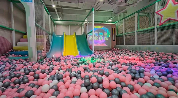 哈尼斯儿童乐园(华阳城店)