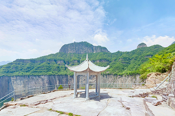 回龙天界山景区第 1 张图片