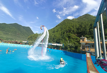 紫兰湖山水欢歌水上乐园第 1 张图片
