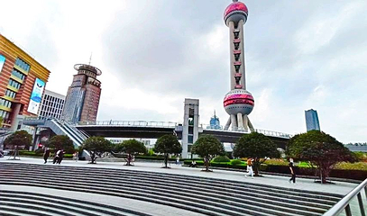 陆家嘴空中步行连廊第 1 张图片