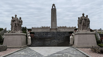 大陈岛垦荒纪念碑