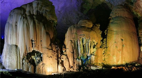 织金洞国家重点风景名胜区-寿星宫