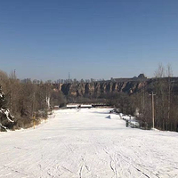 红石峡滑雪场