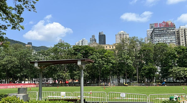 维多利亚公园硬地足球场