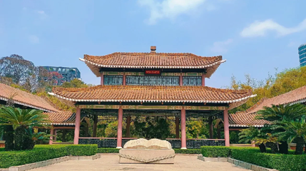 东征阵亡烈士纪念坊第 1 张图片