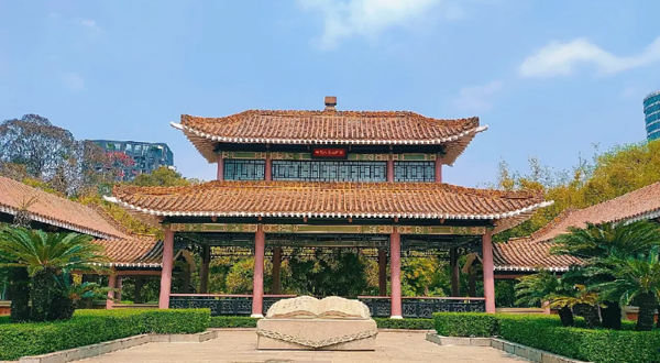 东征阵亡烈士纪念坊