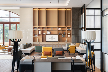 海口喜来登酒店·&More by Sheraton大堂吧第 4 张图片