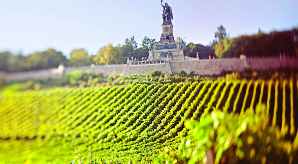 尼德瓦尔德纪念碑