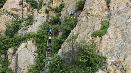 凤冠山风景区第 12 张图片