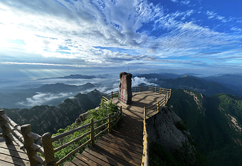 五岳寨风景区第 12 张图片
