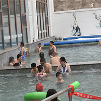 梦都美低氘小镇温泉