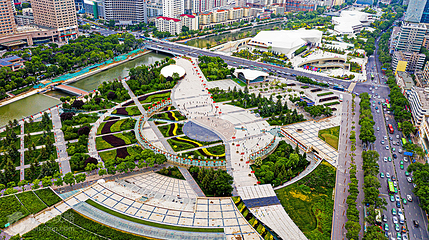 中心购物广场第 3 张图片