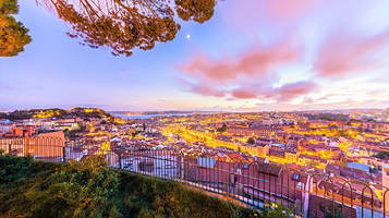 山上圣母观景台