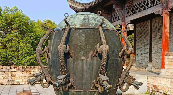 袁州鼓楼广场-袁州谯楼