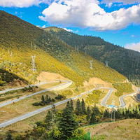 天路十八弯观景台