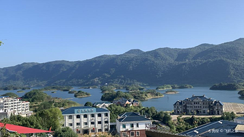 仙岛湖直升机旅游基地