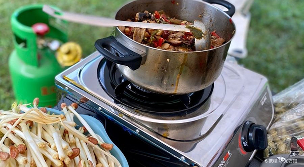 风吹岭露营基地