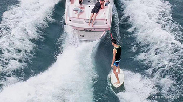 千岛湖竞技体育尾波冲浪