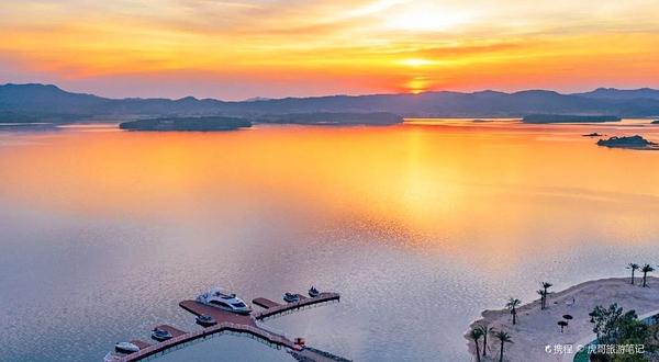 白鹤湖名胜风景区