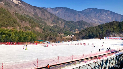 大别山南武当滑雪场第 1 张图片