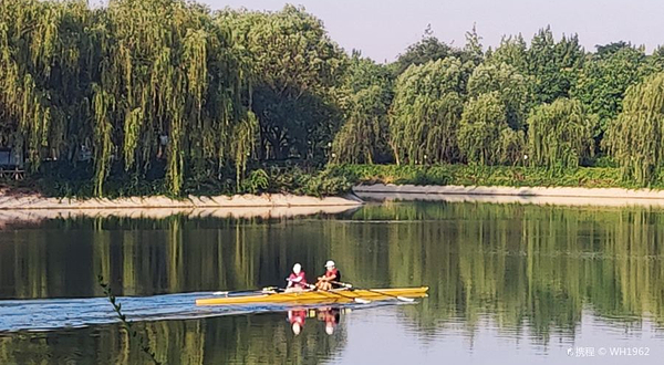 深潜弘健汉城湖水上运动中心