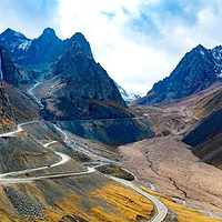 塔里木河与塔克拉玛干游览区