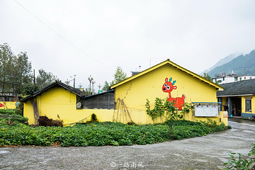 金色清平景区-童话小镇第 11 张图片