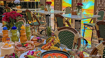 西湖观景平台(湖滨银泰IN77E区)