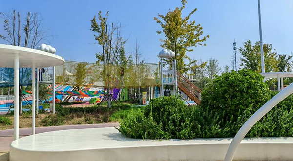 天空云朵游乐园