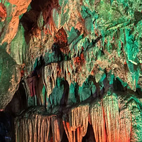 安哈彝寨仙人洞