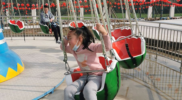 凤垭山森林奇幻城