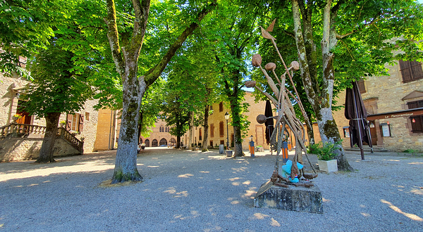 Halle de Cordes-sur-Ciel