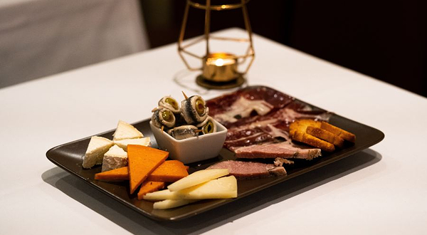 塞维利亚La Cantaora弗拉明戈表演