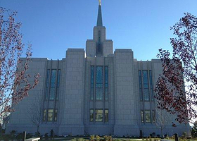 艾伯塔卡尔加里圣殿