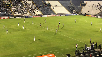 亚历杭德罗·维拉纽瓦体育场