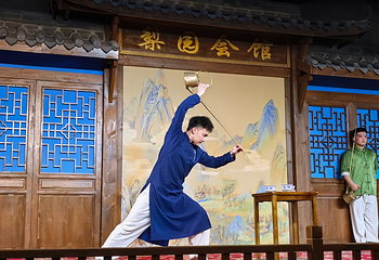 天府古戏园-非遗川剧变脸演出(春熙路太古里店)第 11 张图片
